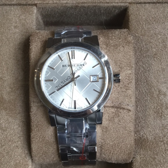Burberry Women’s Watch Brand New - Picture 2 of 7